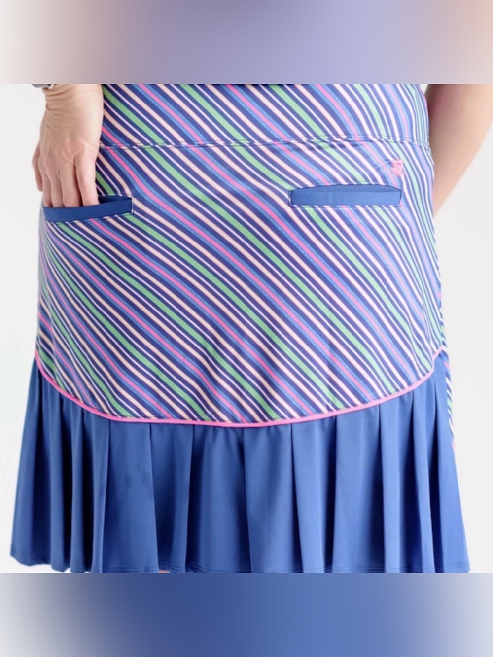 Birdies and Bows Around the Course Accordian Skort, L